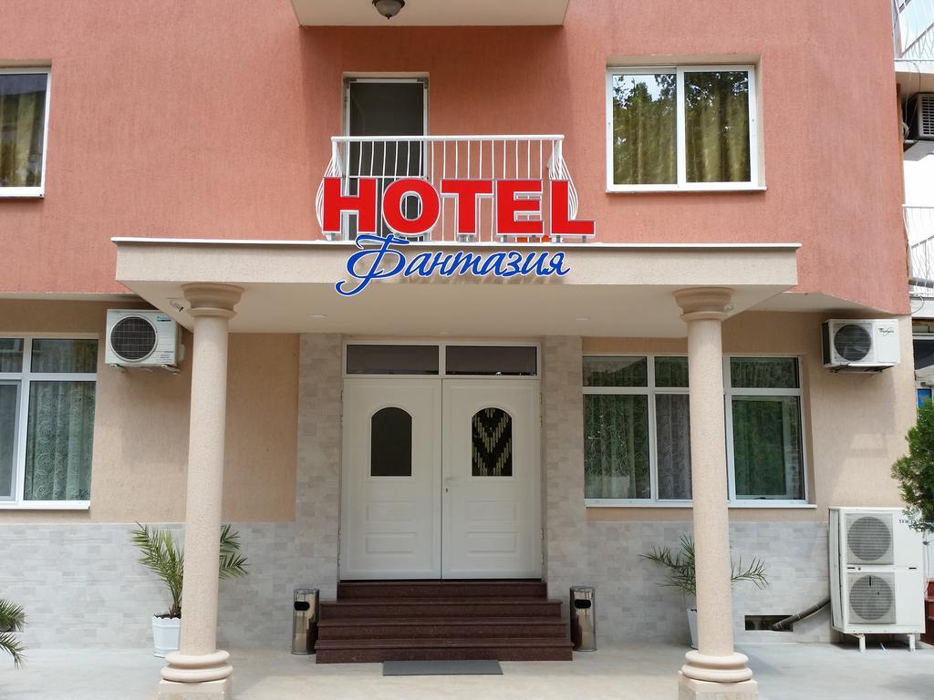 Hotel Fantasy Lyubimets Exterior photo